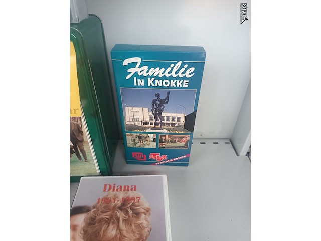Lot 34 - koningshuis. 11 stuks - afbeelding 3 van  5