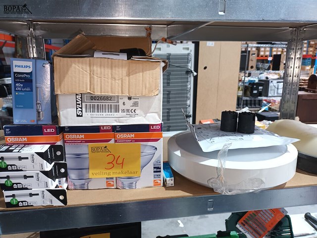 Lot 34 - lampen en verlichting. 15 stuks - afbeelding 1 van  6