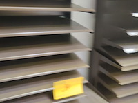 Lot 34 - metalen documenten bakjes - 5 stuks - afbeelding 2 van  3