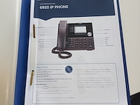 Lot 34 - mitel ip telefoontoestellen. 4 stuks - afbeelding 2 van  4