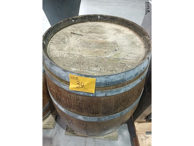 Lot 34 - oude wijnton - afbeelding 3 van  3