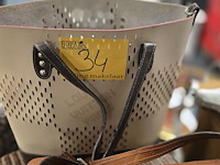 Lot 34 - set van 2 handtassen - afbeelding 5 van  7