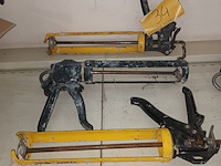 Lot 34 - siliconepomp. 3 stuks - afbeelding 2 van  3