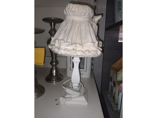 Lot 34 - tafellamp, windlicht en kandelaars - afbeelding 4 van  4