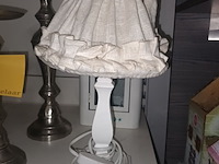 Lot 34 - tafellamp, windlicht en kandelaars - afbeelding 4 van  4