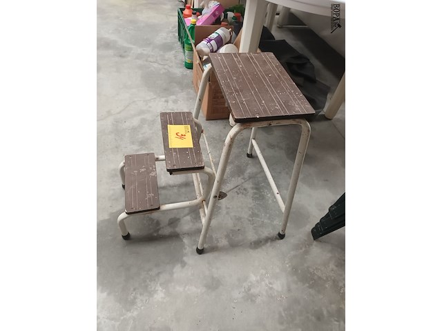 Lot 34 - trapladder - afbeelding 2 van  3