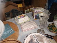 Lot 340 - decoratie. 24 stuks - afbeelding 3 van  5