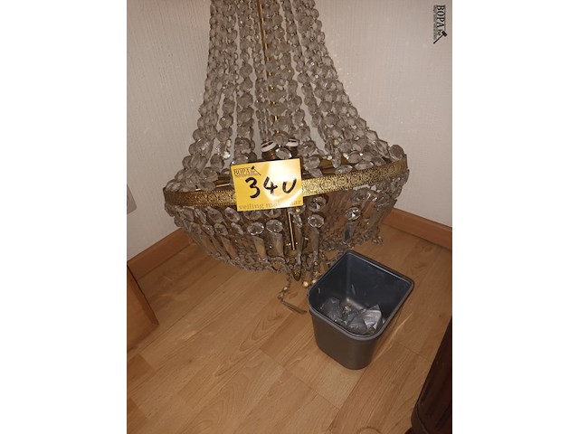 Lot 340 - grote zakluster met kristallen - afbeelding 2 van  4