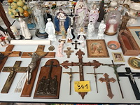 Lot 341 - heiligenbeelden en devotie. 43 stuks - afbeelding 1 van  7