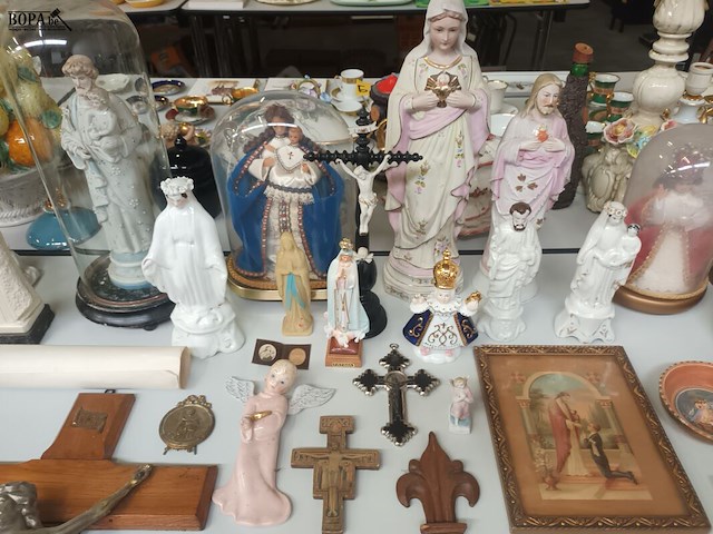 Lot 341 - heiligenbeelden en devotie. 43 stuks - afbeelding 5 van  7