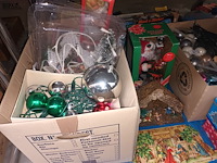 Lot 342 - kerstmateriaal - afbeelding 2 van  4