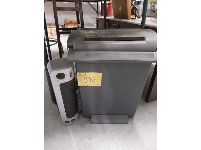 Lot 342 - papiersnipperaar en laminator - afbeelding 1 van  3