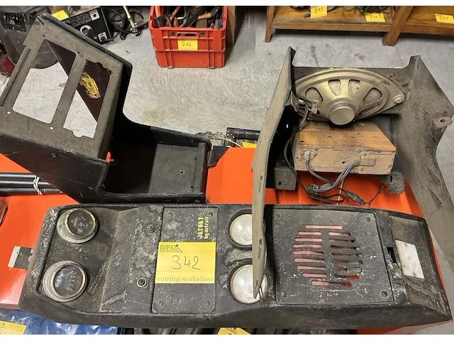 Lot 342 - retro autoconsoles - afbeelding 1 van  3