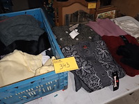 Lot 343 - kledij dames en heren. 15 stuks - afbeelding 1 van  4