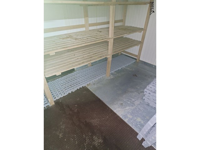 Lot 344 - houten rek 6 stuks - afbeelding 1 van  1