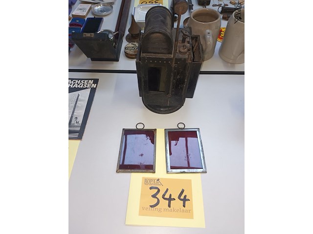 Lot 344 - seinlamp - afbeelding 1 van  4