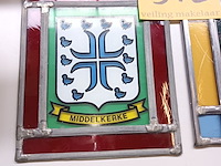 Lot 345 - glas in lood. 2 stuks - afbeelding 3 van  3