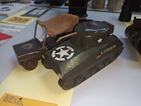 Lot 346 - houten speelgoed - afbeelding 2 van  5