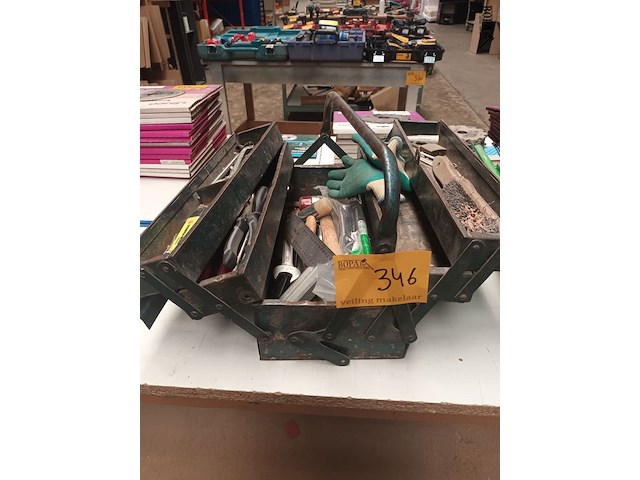 Lot 346 - materiaalkoffer met inhoud - afbeelding 1 van  3