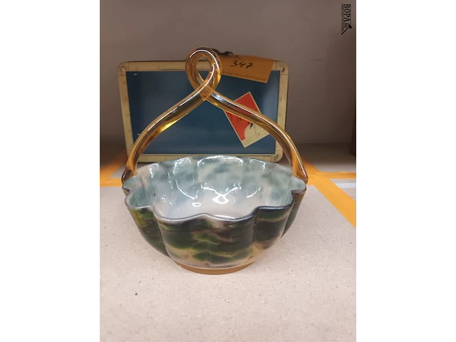 Lot 346 - sierschaal in glas - afbeelding 2 van  4