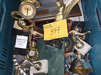 Lot 347 - lot trofeeën - afbeelding 1 van  3