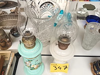 Lot 347 - olielampen. 2 stuks - afbeelding 4 van  4