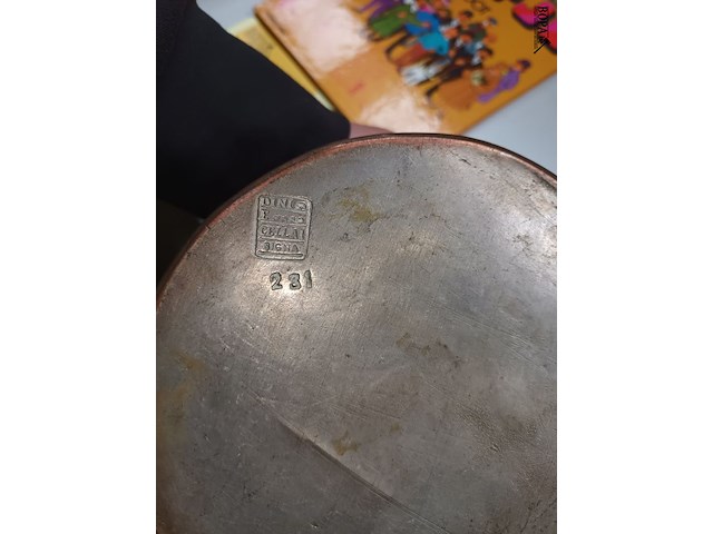 Lot 347 - sierpot - afbeelding 2 van  4