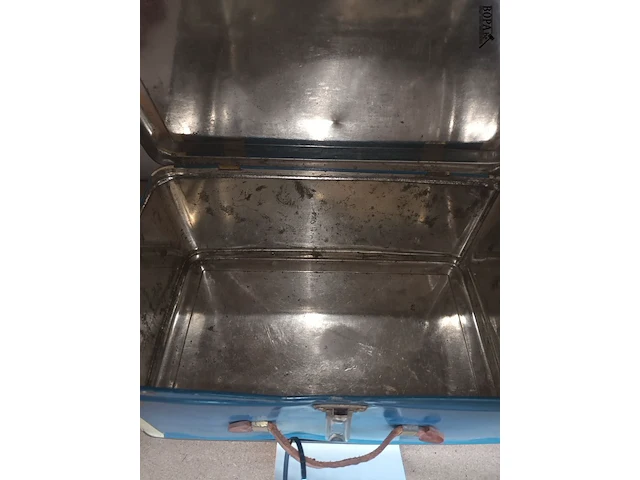 Lot 347 - vintage picknick box - afbeelding 4 van  4