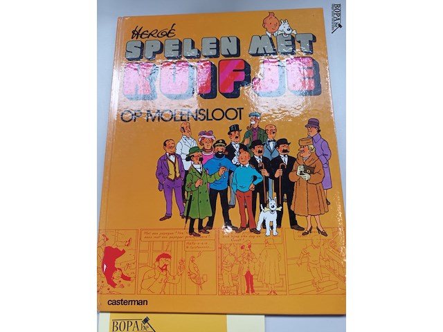 Lot 348 - boek spelen met kuifje - afbeelding 2 van  3