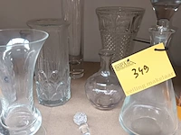 Lot 349 - karaffen en vazen. 8 stuks