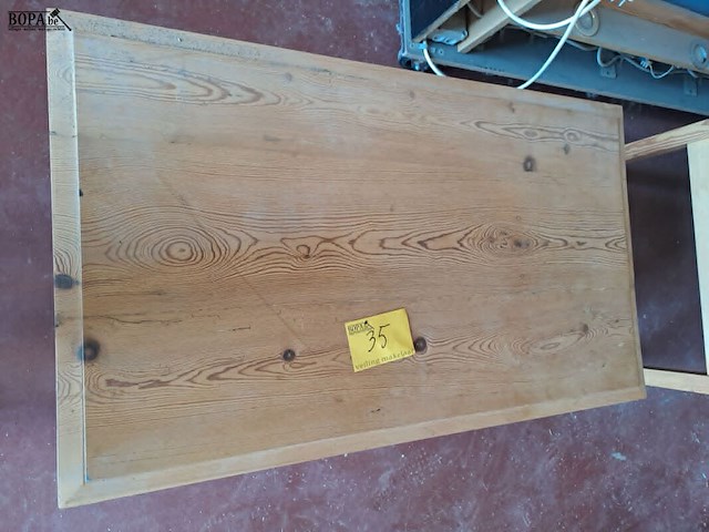 Lot 35 - antieke landelijke salontafel in grenenhout met lade - afbeelding 2 van  3