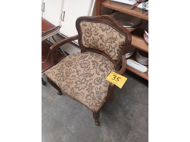 Lot 35 - armstoel - afbeelding 1 van  4