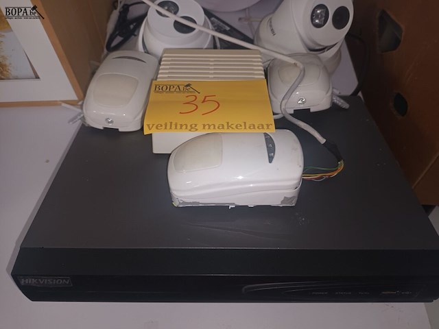 Lot 35 - bewakingssyteem hikvision - afbeelding 1 van  6