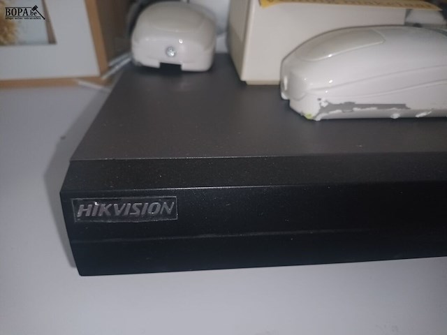 Lot 35 - bewakingssyteem hikvision - afbeelding 2 van  6