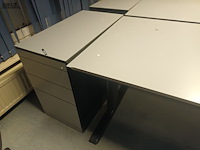 Lot 35 - bureaucombinatie - afbeelding 2 van  3