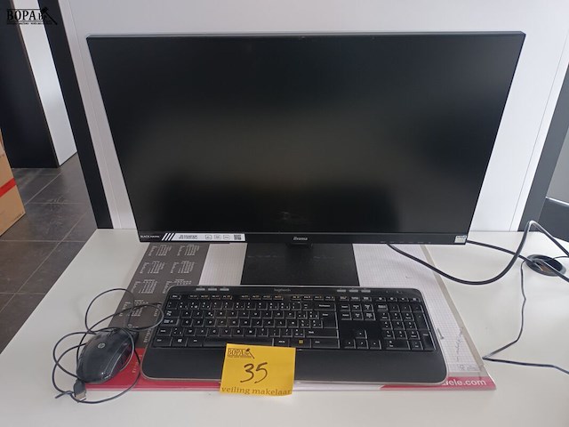Lot 35 - computer configuratie - afbeelding 1 van  4