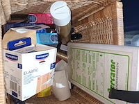 Lot 35 - ehbo en verzorging - afbeelding 4 van  5