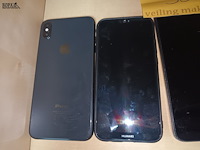 Lot 35 - gebruikte gsm’s. 4 stuks - afbeelding 2 van  3