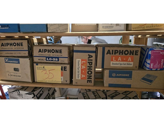 Lot 35 - intercom airphone 7 stuks - afbeelding 1 van  2