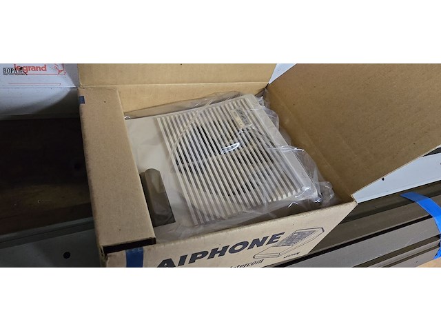 Lot 35 - intercom airphone 7 stuks - afbeelding 2 van  2