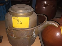 Lot 35 - koperen melkkan met schenktuit - afbeelding 4 van  4