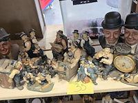 Lot 35 - laurel & hardy beeldjes ong 14 stuks - afbeelding 1 van  4