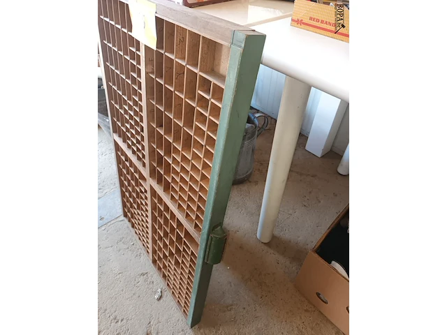 Lot 35 - letterbak - afbeelding 2 van  4