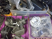 Lot 35 - lot kabels, opladers en koptelefoons - afbeelding 4 van  5