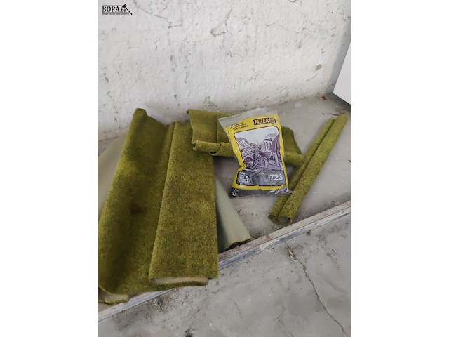 Lot 35 - modelspoor scenerymaterialen - afbeelding 4 van  4