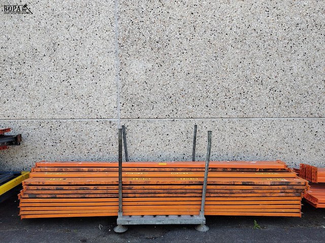 Lot 35 - palletliggers - 46 stuks - afbeelding 1 van  3