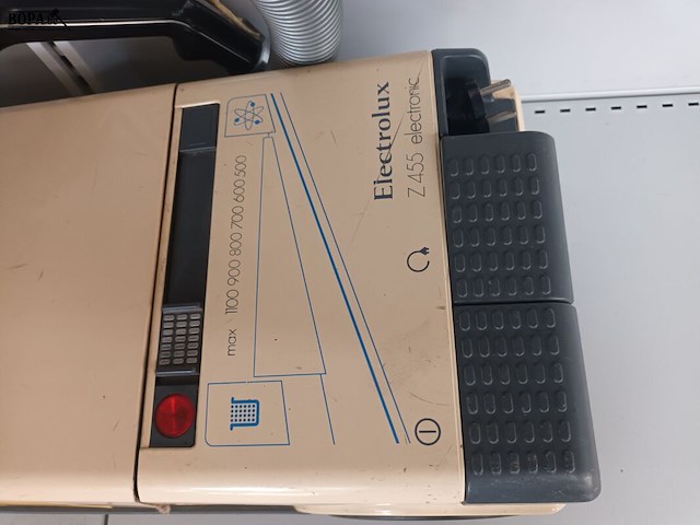 Lot 35 - stofzuiger electrolux - afbeelding 2 van  3