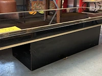 Lot 35 - vintage salontafel