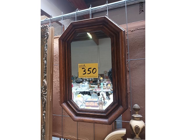 Lot 350 - spiegel - afbeelding 1 van  2