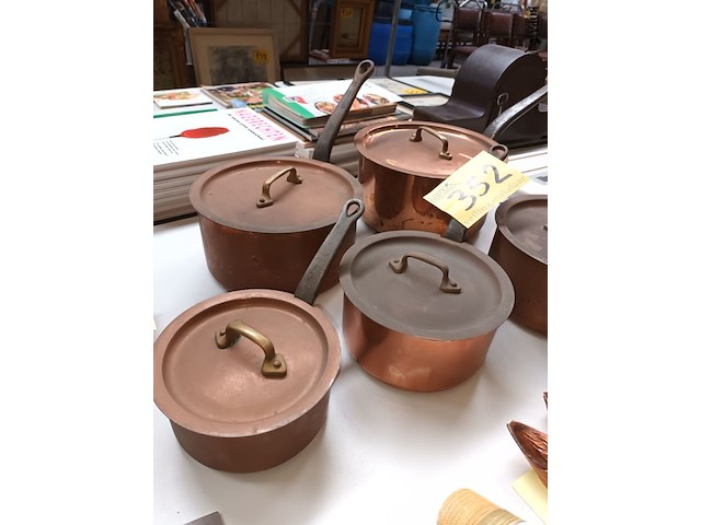 Lot 352 - steelpannen in rood koper. 5 stuks - afbeelding 2 van  5